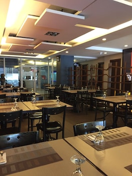 robbinsdale residences