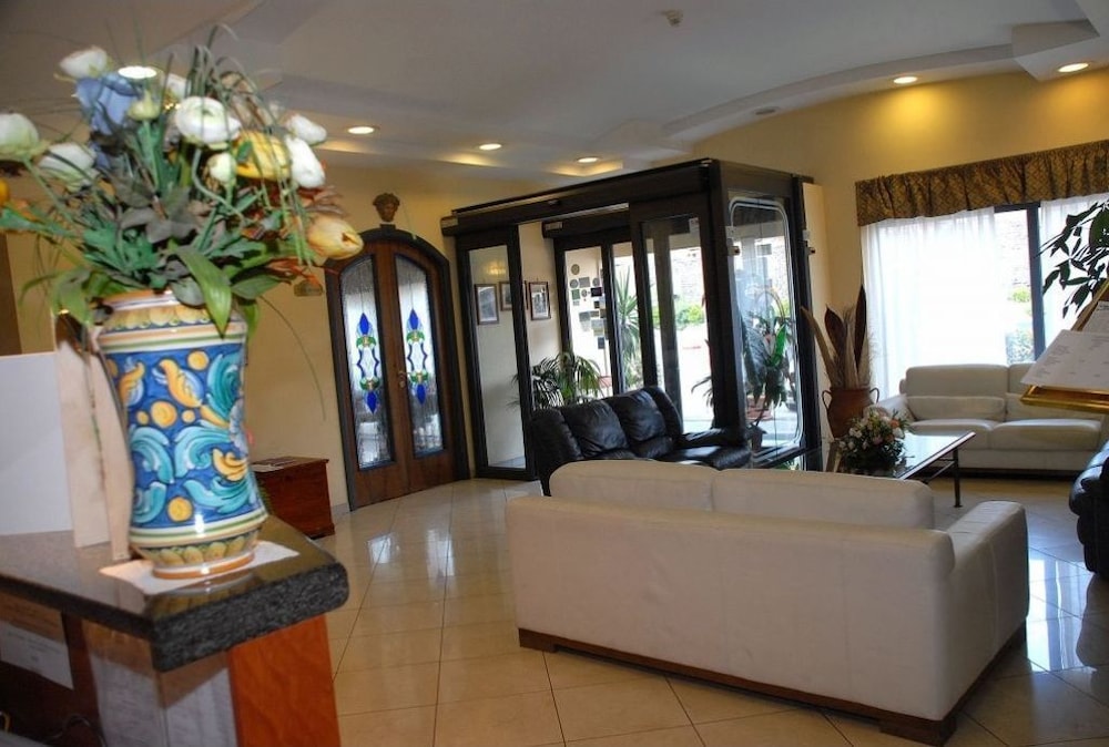 hotel scrivano