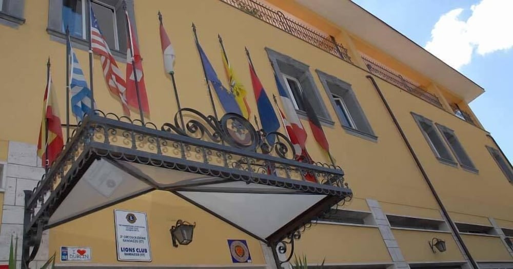 hotel scrivano