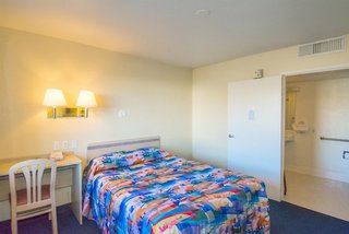 Motel 6 Redding, Ca - North,Redding>>Blythe,2 star
