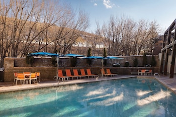 marriotts summit watch