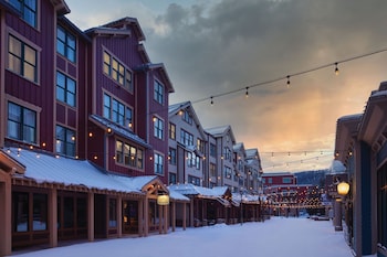 marriotts summit watch