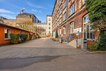 aando berlin friedrichshain
