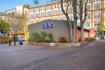 aando berlin friedrichshain