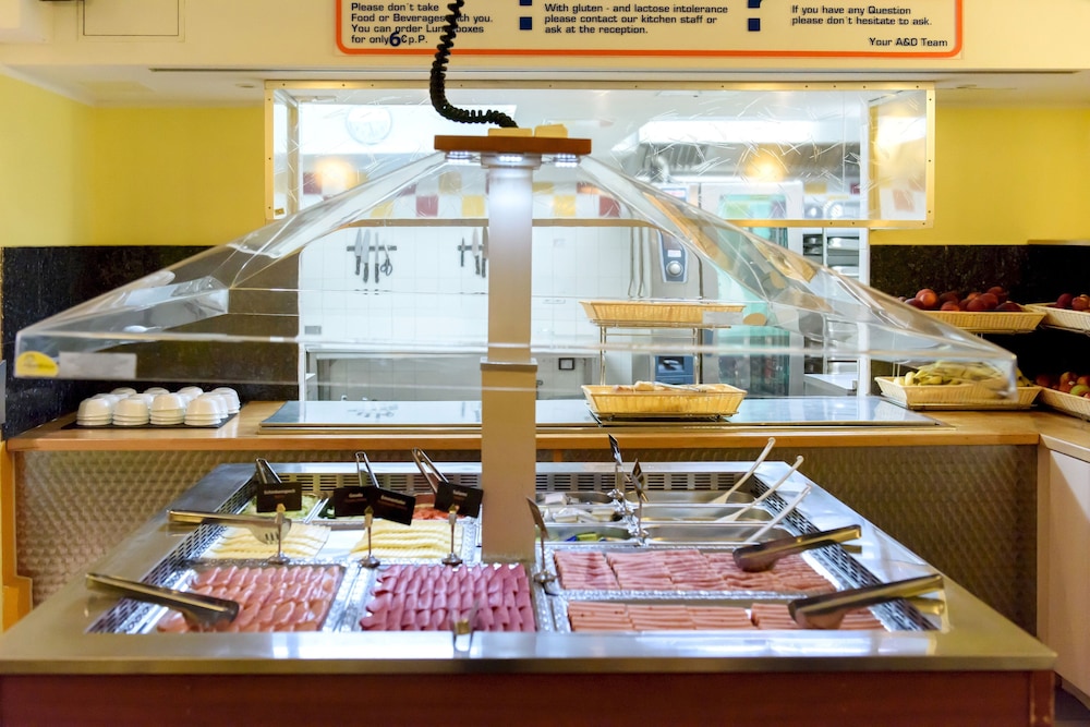 aando berlin friedrichshain