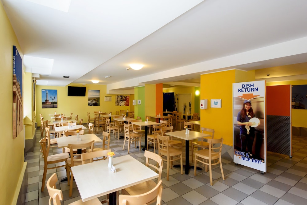 aando berlin friedrichshain