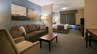 best western rocky mountain house inn and suites