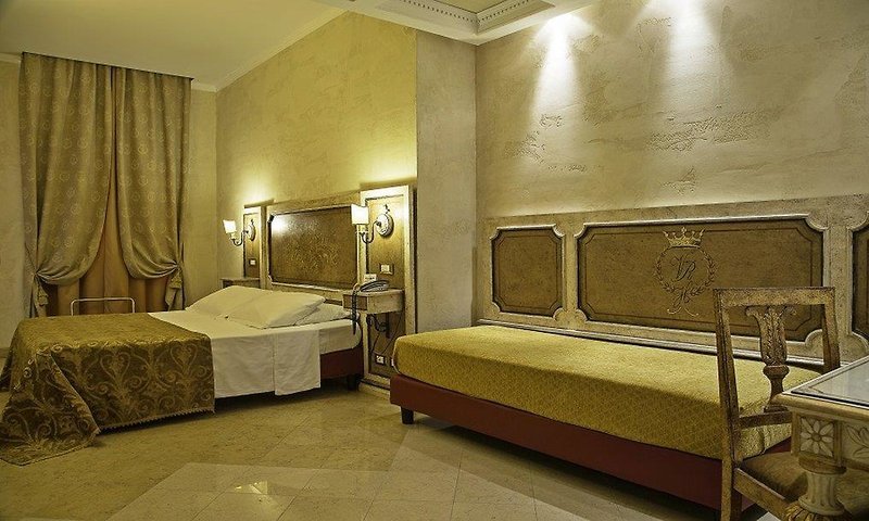 room select via veneto