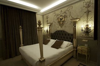 room select via veneto
