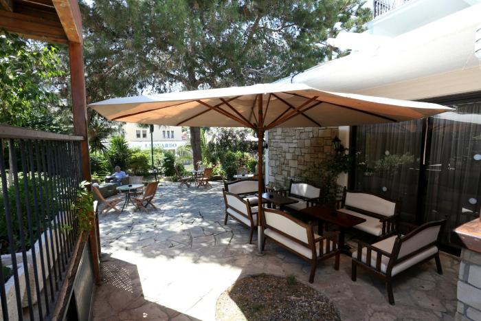 dionysos central hotel