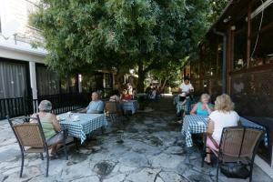 dionysos central hotel
