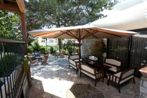 dionysos central hotel