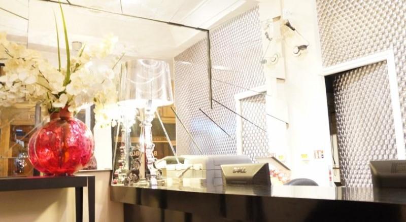 hotel petit lafayette