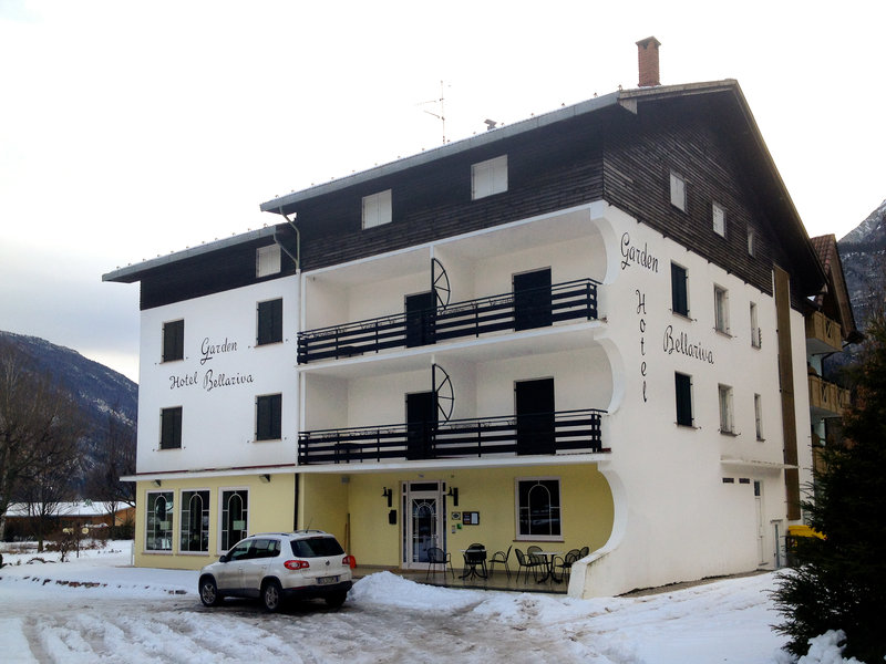 Garden Hotel Bellariva,Near Magic Mountain Fun Center East,2 star