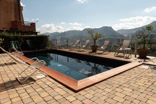 Casa Rossa,Monreale>>Mascali,3 star