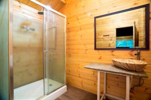 Montego Bay Beach Village,Calangute>>Bogmolo,3 star