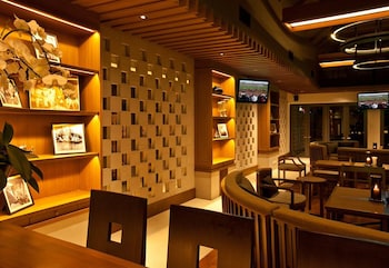 woodlands hotel and resort