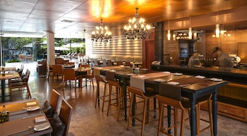 woodlands hotel and resort