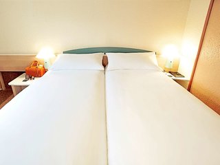 Ibis Amboise,Civray-De-Touraine>>Amboise,3 star