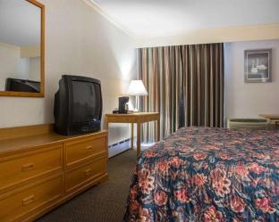 Econo Lodge By The Falls,Ontario>>Niagara Falls,2 star
