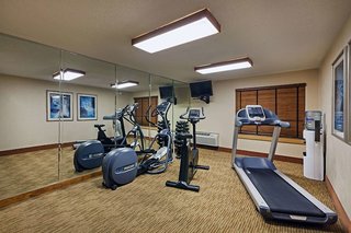 clarion pointe okc airport