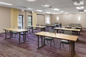 courtyard by marriott albuquerque airport