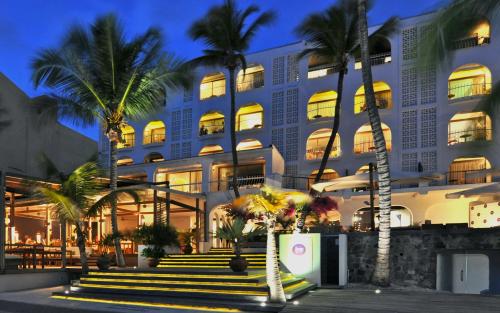 holland house beach hotel