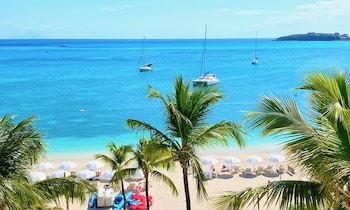 holland house beach hotel