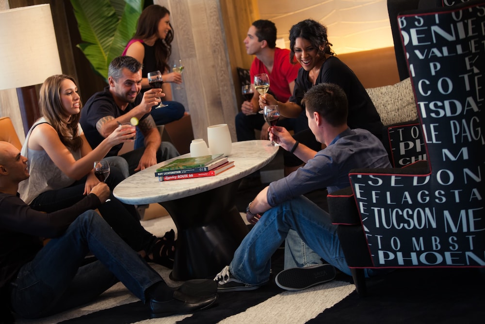 kimpton hotel palomar phoenix cityscape by ihg