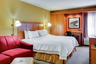 Hampton Inn Pittsburgh/Greentree,Green Tree>>Carnegie,3 star