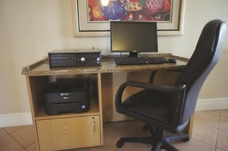 La Quinta Inn By Wyndham Albuquerque Airport,Bernalillo>>Albuquerque,3 star