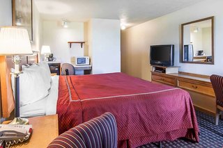 bridgeway inn and suites portland airport