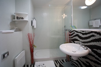 lh vintage design hotel sax