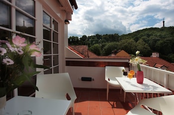 lh vintage design hotel sax