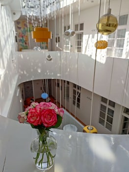 lh vintage design hotel sax