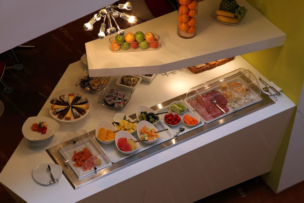 lh vintage design hotel sax