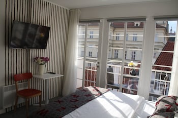 lh vintage design hotel sax