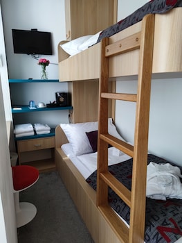 lh vintage design hotel sax