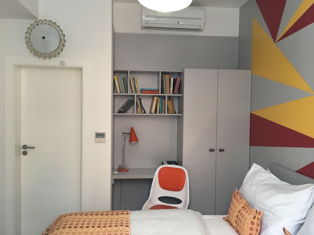 lh vintage design hotel sax