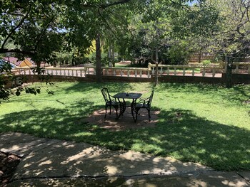 Casta Diva,Johannesburg>>Akasia,4 star