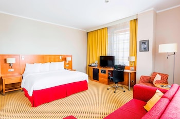 courtyard by marriott pilsen