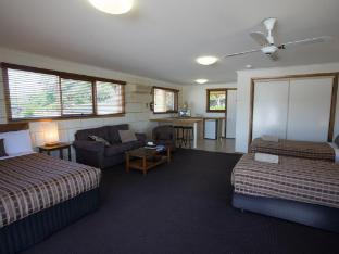 loch ard motor inn