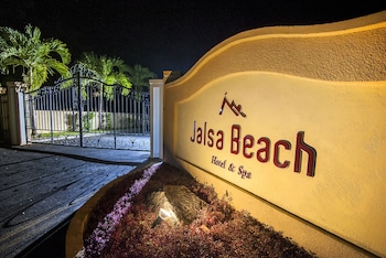 jalsa beach hotel and spa