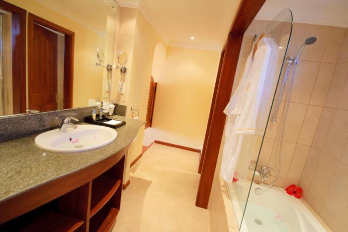 jalsa beach hotel and spa