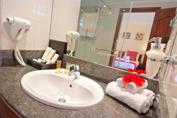 jalsa beach hotel and spa