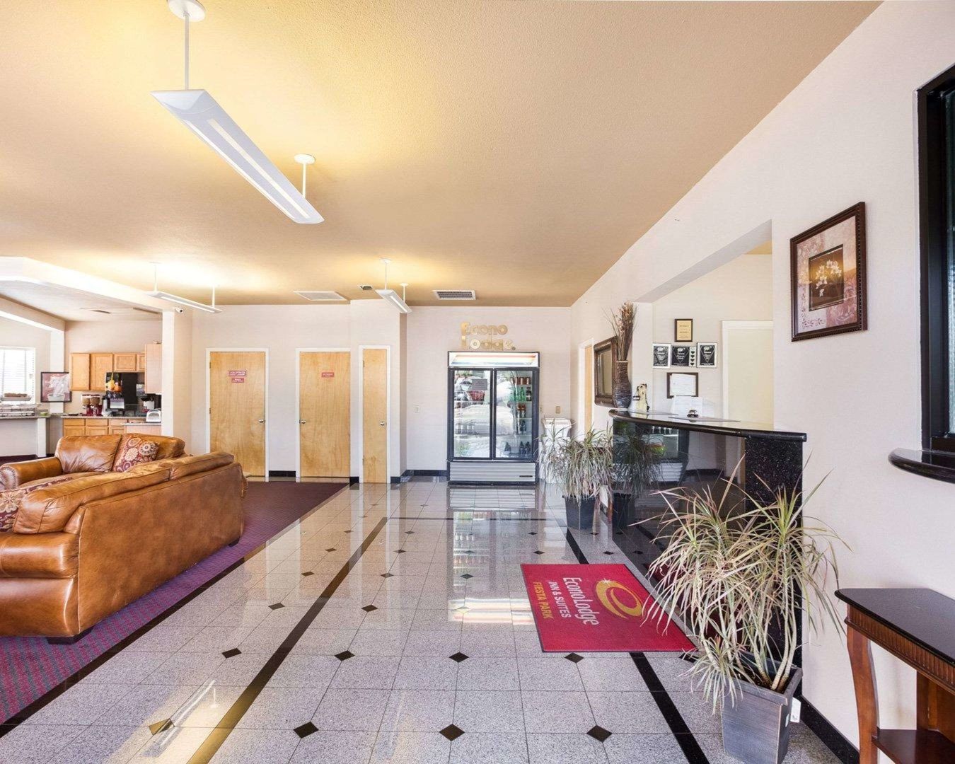 university inn and suites san antonio