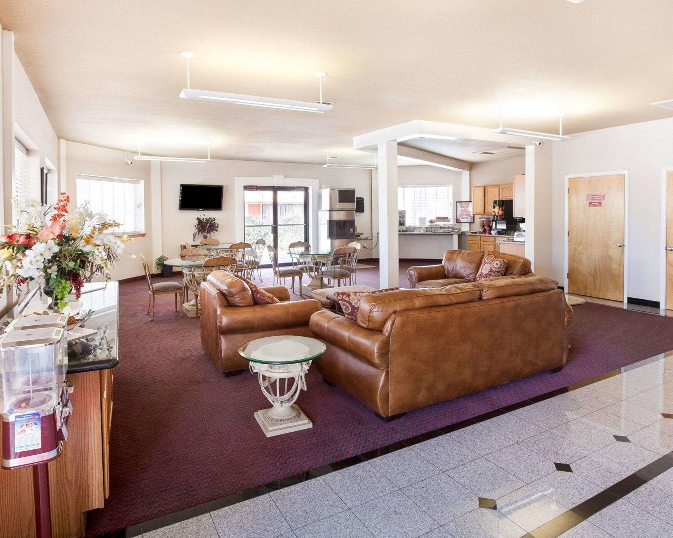 university inn and suites san antonio