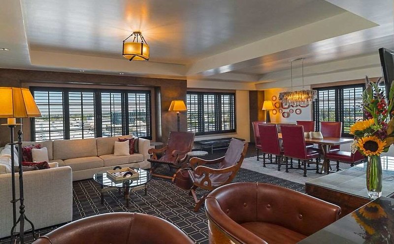 hotel valencia santana row