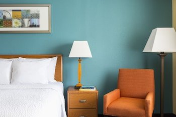 fairfield inn by marriott muncie