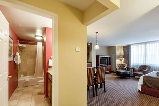 Arlington Court Suites, A Clarion Collection Hotel,Arlington County>>Arlington,3 star
